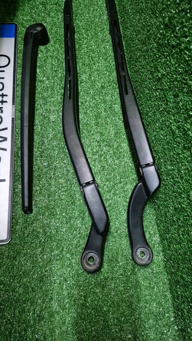 Hastes Escovas Limpa Para-Brisas / Traseira Audi A4 B6 B7 8E Originais - Excelente Estado