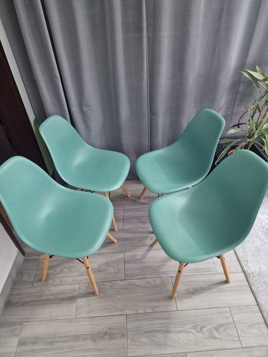 Conjunto 4 cadeiras verdes design italiano