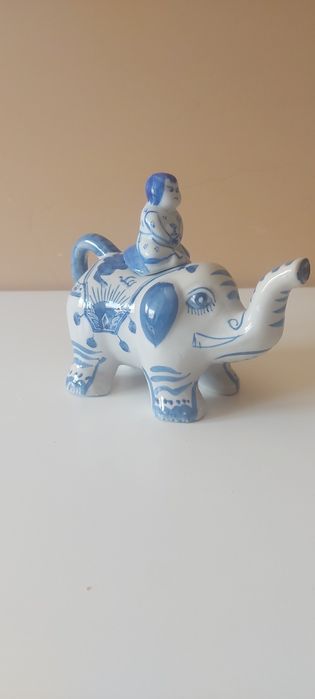 Bules decorativos chineses em Porcelana