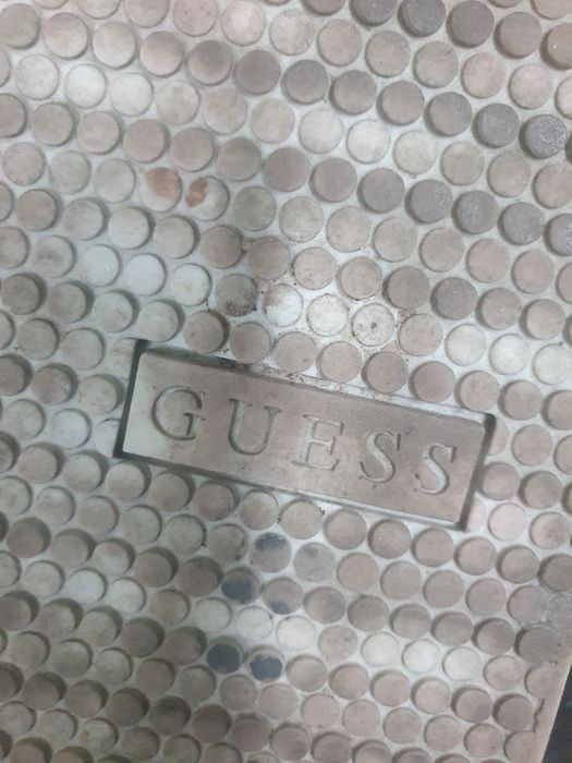 Buty Guess oryginalne 38