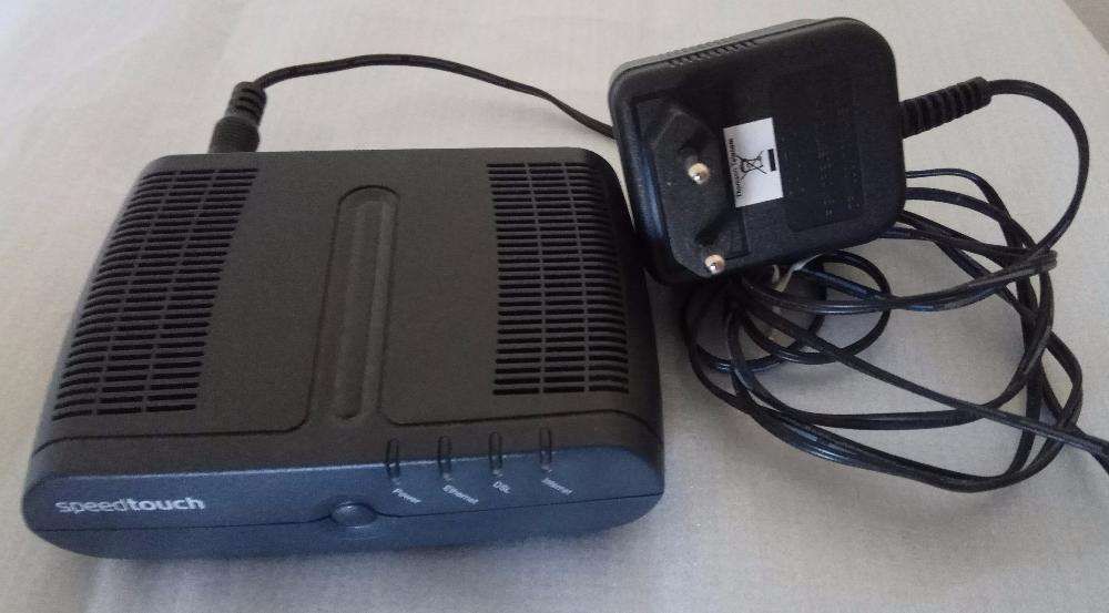 #__Router SpeedTouch Thomson (ST516 v6)
