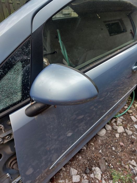 Lusterko lewe prawe Opel Corsa D EUROPA Z21C