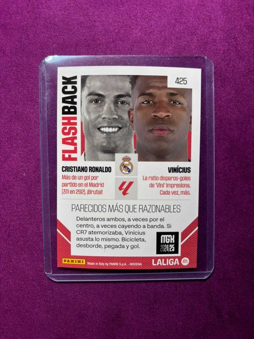 Cristiano Ronaldo / Vinicius Junior Panini Megacracks 2025 carta