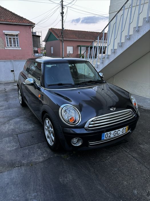 Mini cooper one463406275474247681