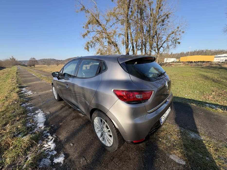 Renault Clio IV - 1.2 Benzyna 75KM  Sprawny / Wazne Oplaty