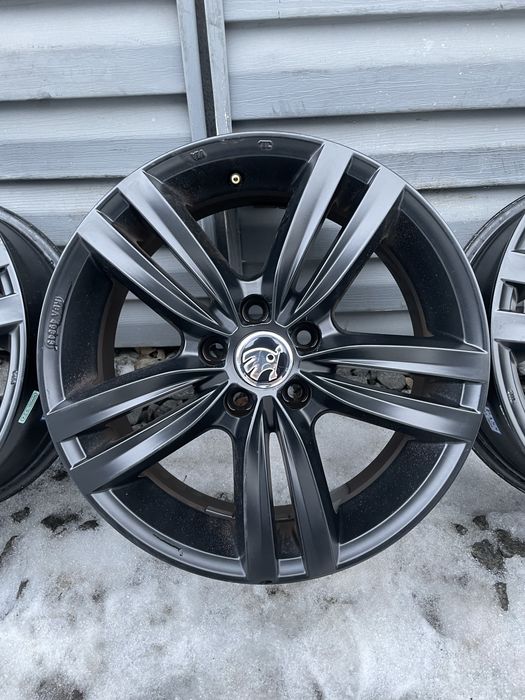 Комплект титанових дисків Skoda 5/100 R15 Volkswagen Seat Audi