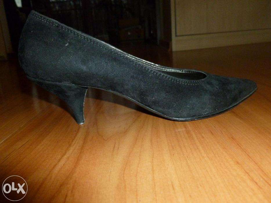 Czółenka oryginalne włoskie, skóra nubuk, czarne, rozmiar 37