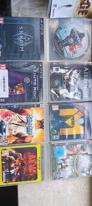 POTĘŻNY ZESTAW PS3 slim + 39 Gier + 4 Pady + MOVE
