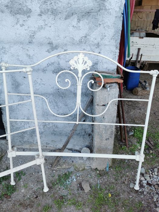 Cama de ferro antiga completa64297966436355122
