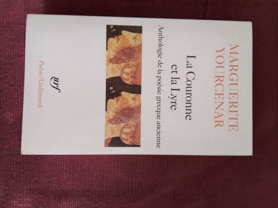 Marguerite Yourcenar, A coroa e a lira