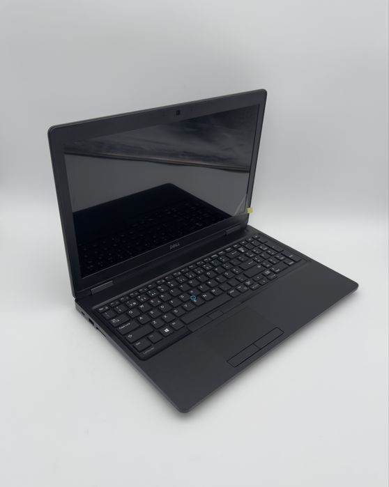 DELL Latitude 5580 | I5-6200U | 8Gb | 240Gb SSD |15.6"| 1 ANO GARANTIA