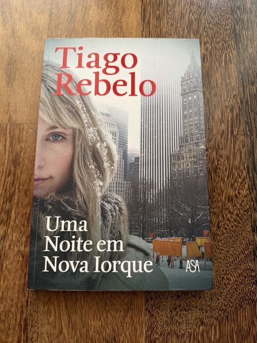 Livro “Uma Noite em Nova Iorque” de Tiago Rebelo
