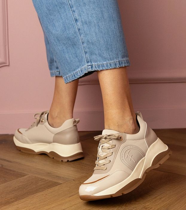 Beżowe sportowe sneakersy damskie Wener