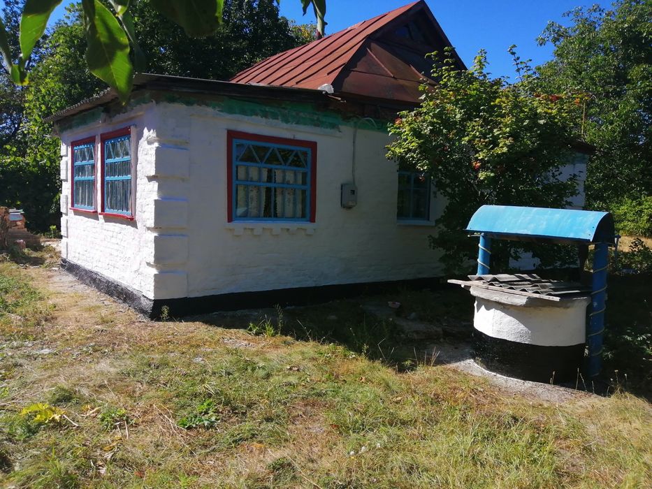 ПРОДАМ ДІМ з гарною ділянкою