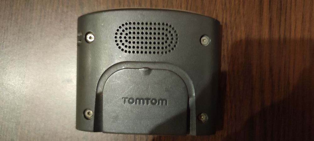 TomTom One 3rd Edition GPS, 512 MB64550979657730122