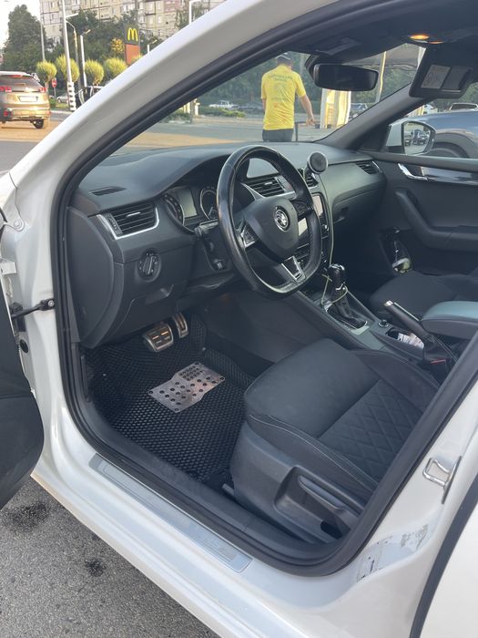 Skoda Octavia 2018 VIN TMBJK7NE2J0372839 фото оголошення 10 з 14