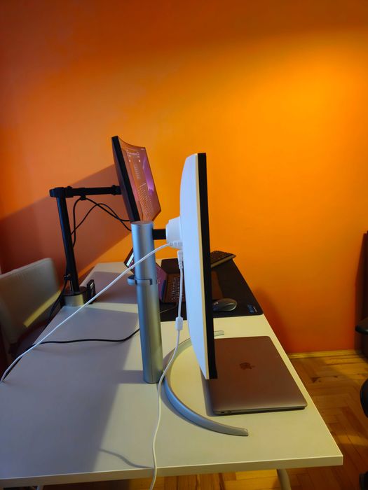 Monitor LG UltraFine 27UP850K-W UHD 4K IPS HDR10 Czarno-srebrny