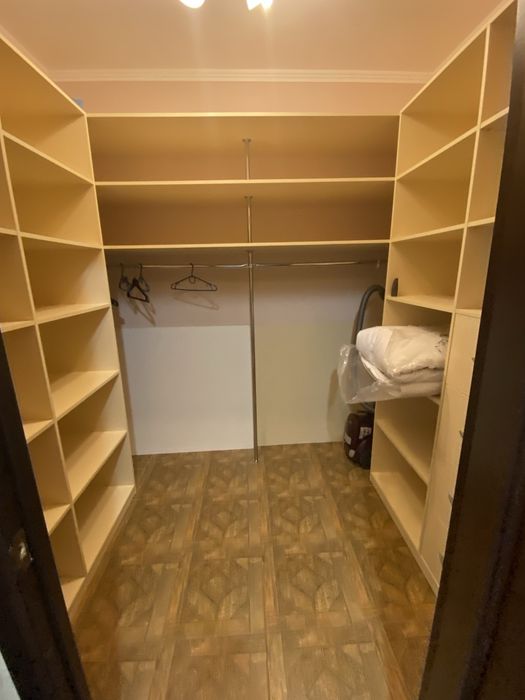 Здається квартира.