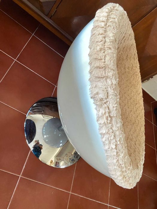 Cadeira Retro com novo forro.bom estado