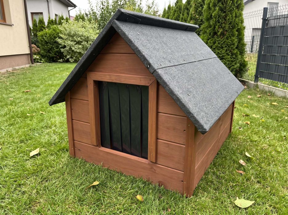 PRODUKCJA NOWA Buda Dla PSA Ocieplana M Drewniana 82x69x59 Cm Palisander Z Dachem Z Papą, Kurtyną Wejściową I Styropianem 2 Cm Do Ogrodu