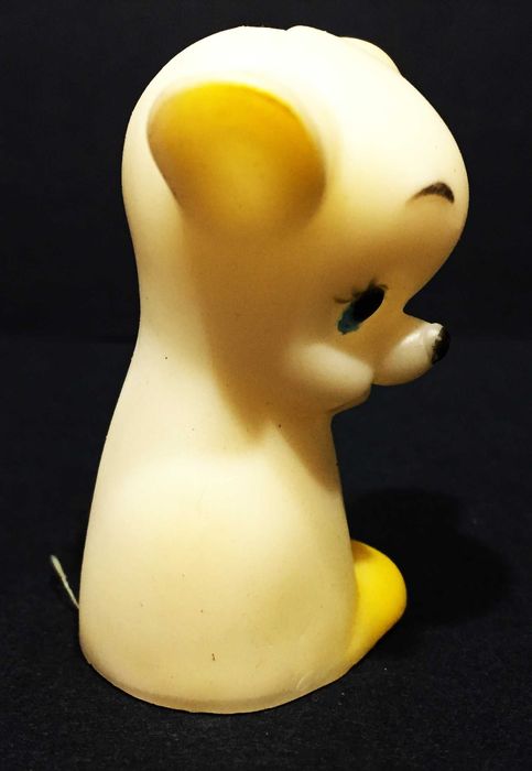 Bonequinho em borracha de chiar feito em Macau - anos 60/70