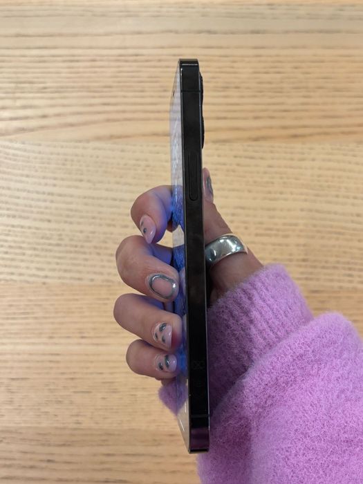 iPhone 12 Pro como novo