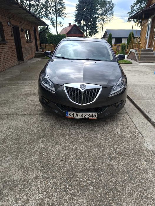 Sprzedaz auta osobowe