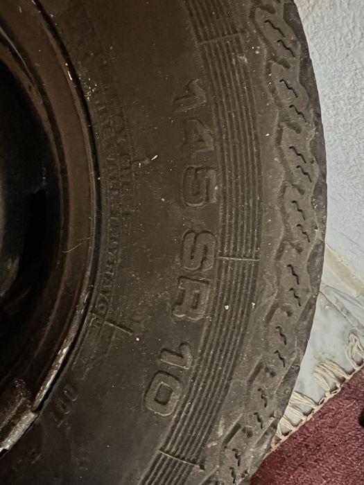 Jantes com pneus originais mini classico