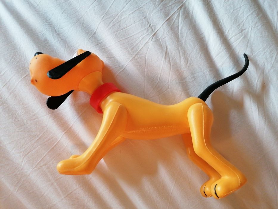 Pluto Plástico Oficial Disney