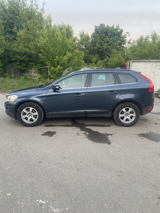 Двері перед зад комплектні і голі Volvo XC60 2008 2017
