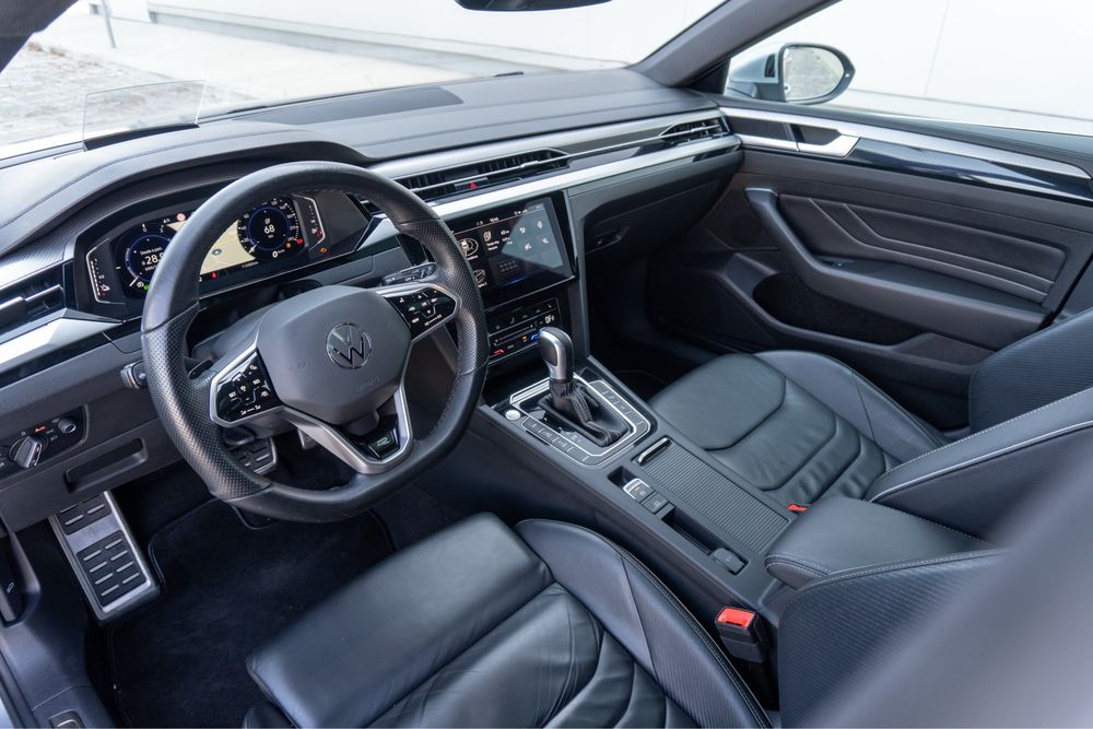 VW Arteon Shooting Brake 1.4 eHybrid  DSG R-Line (Financiamento disponível)
