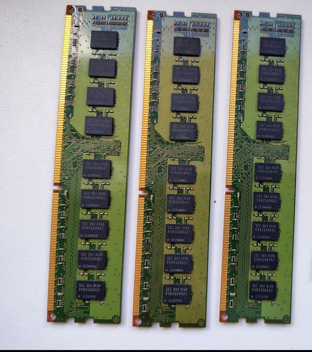 Серверная оперативная память Samsung 4GB DDR3 2Rx8 PC3-10600E