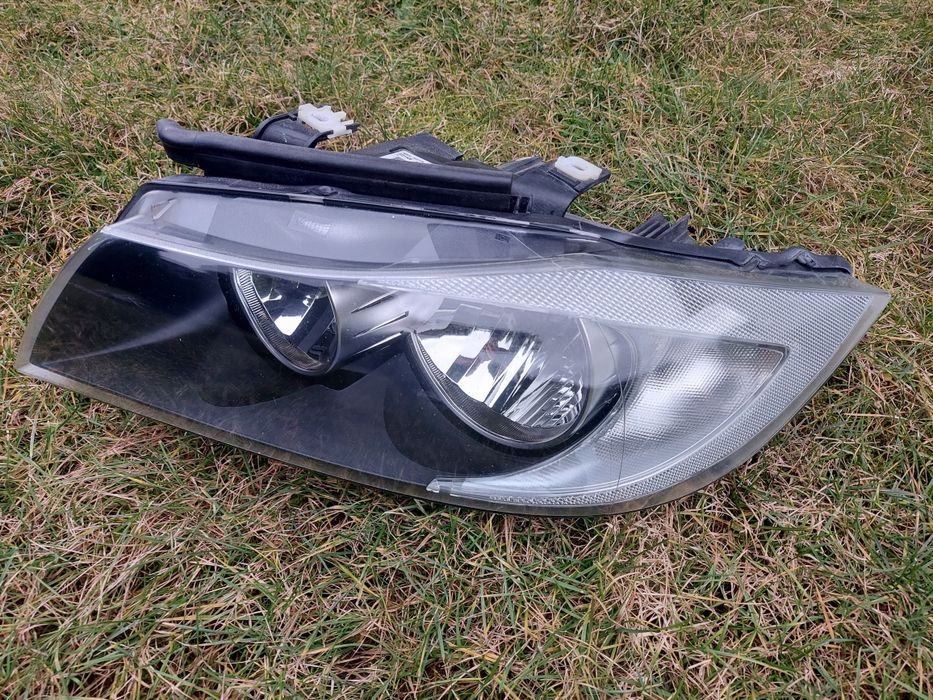 Reflektor lampa przód prawa lewa /europa/ Bmw seria 3 e90 e91