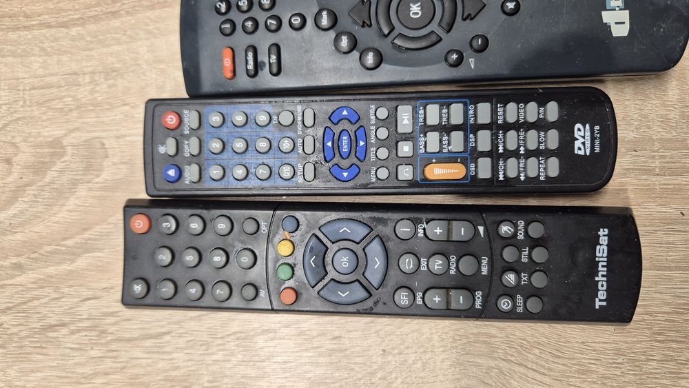 Stare piloty zdalnego sterowania RTV dekoder