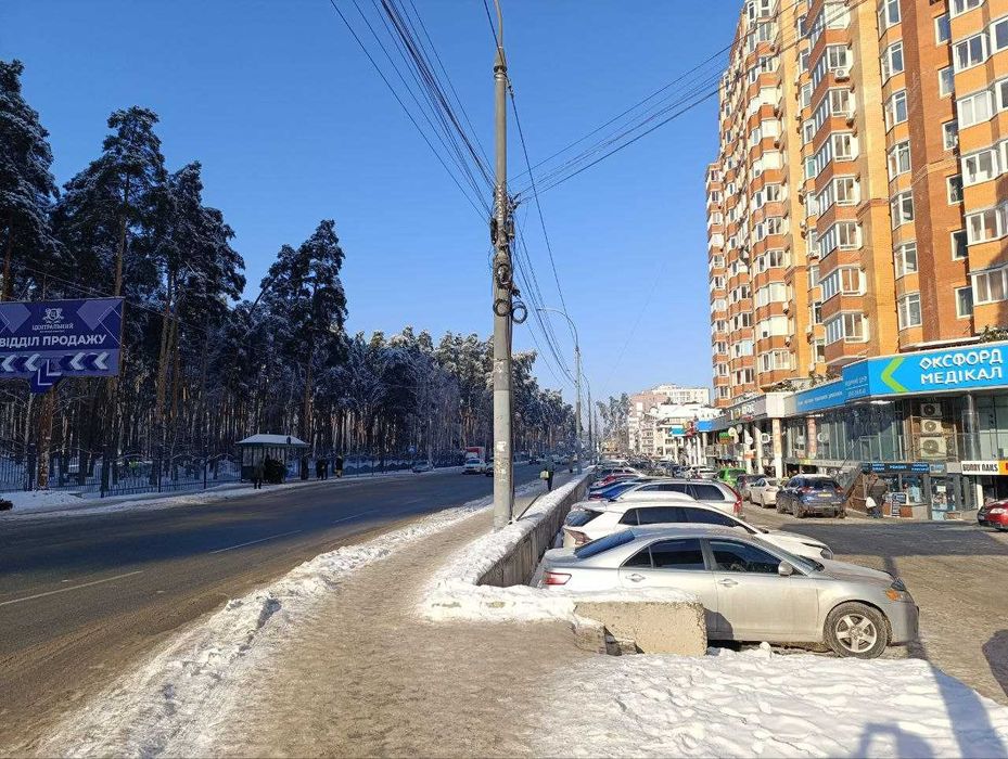 Простора 2-х кімн. у гарному стані з газовим котлом. Центральний парк!