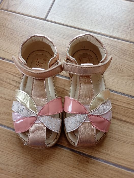 Skórzane sandałki dziewczęce Lasocki Kids 25