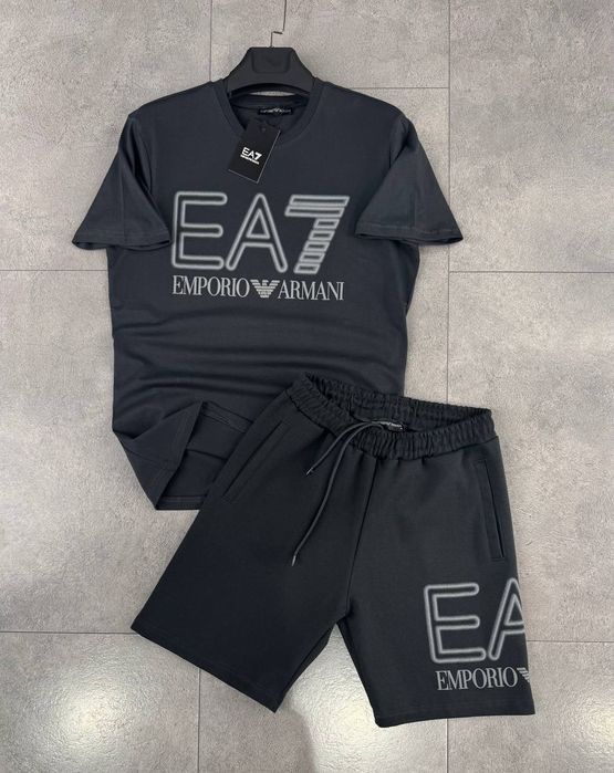 Літній летний  костюм  Armani Exchange  EA7  футболка  та шорти