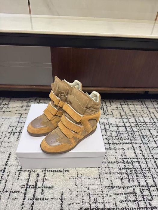 Buty koturn Marant