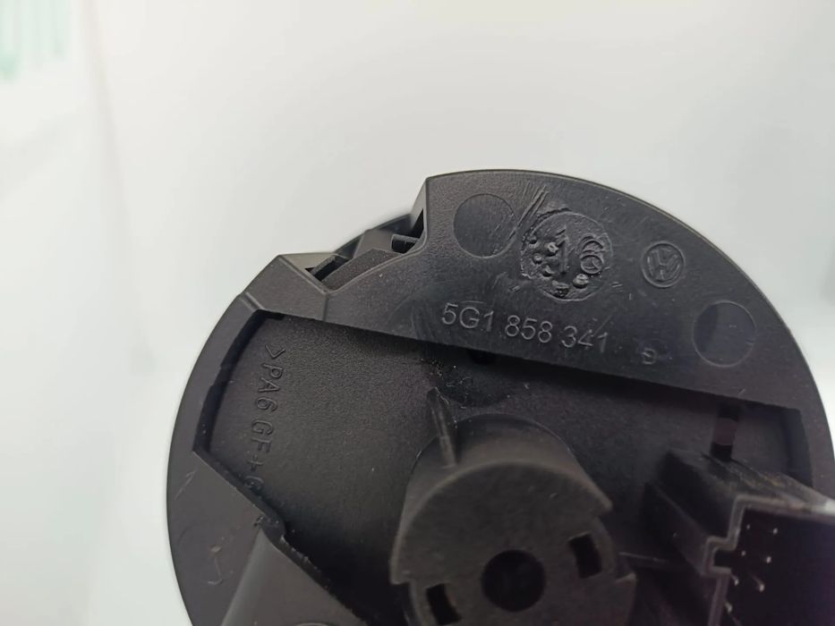 Botão / interruptor de luzes VOLKSWAGEN Golf VII (5G1, BQ1, BE1, BE2)