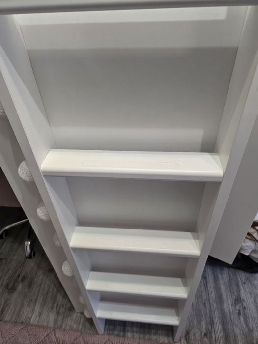Łóżko na antresoli SMASTAD Ikea, Białe, stan bardzo dobry.