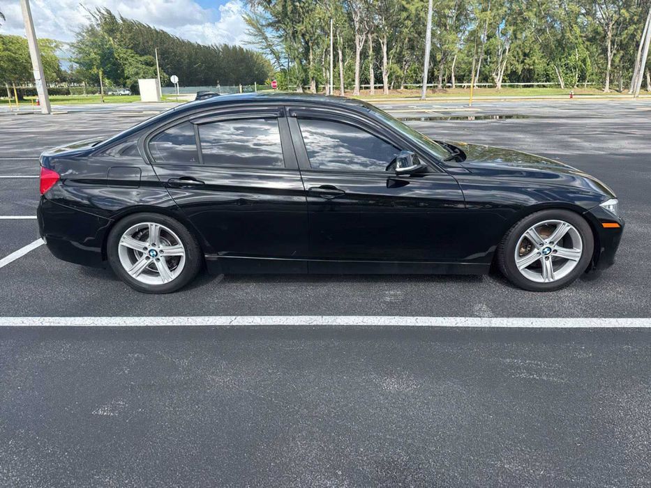 BMW 3 Series 328i      2015