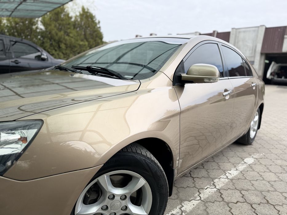 Geely Emgrand EC7 2013 год 1.8 ( 123.000 пробега ) не крашен