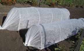 Скидка на ПАРНИК "Shadow" (Чехія) из агроволокна