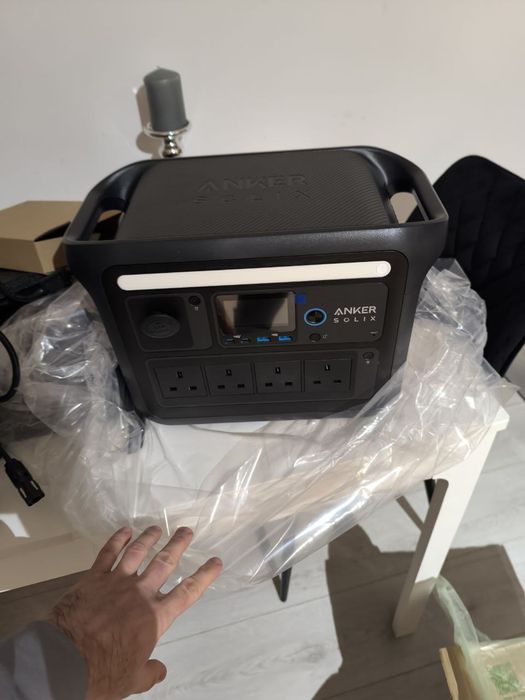 Портативна електрична станція Anker C1000X 1056Wh 1800W