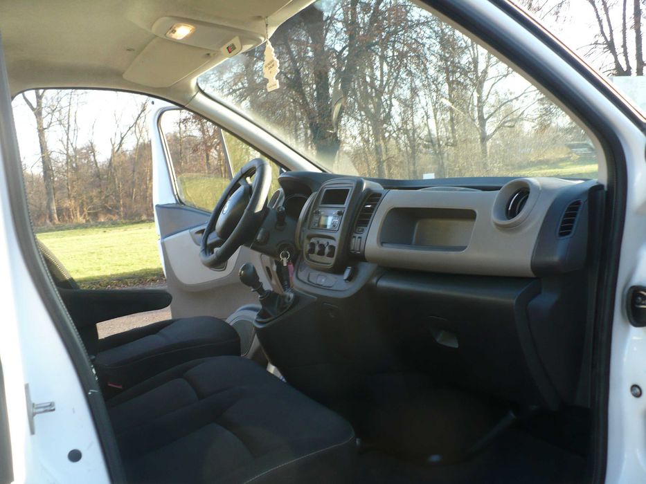 Renault Trafic 1 Właściciel 2015 rok Klima Stan BDB