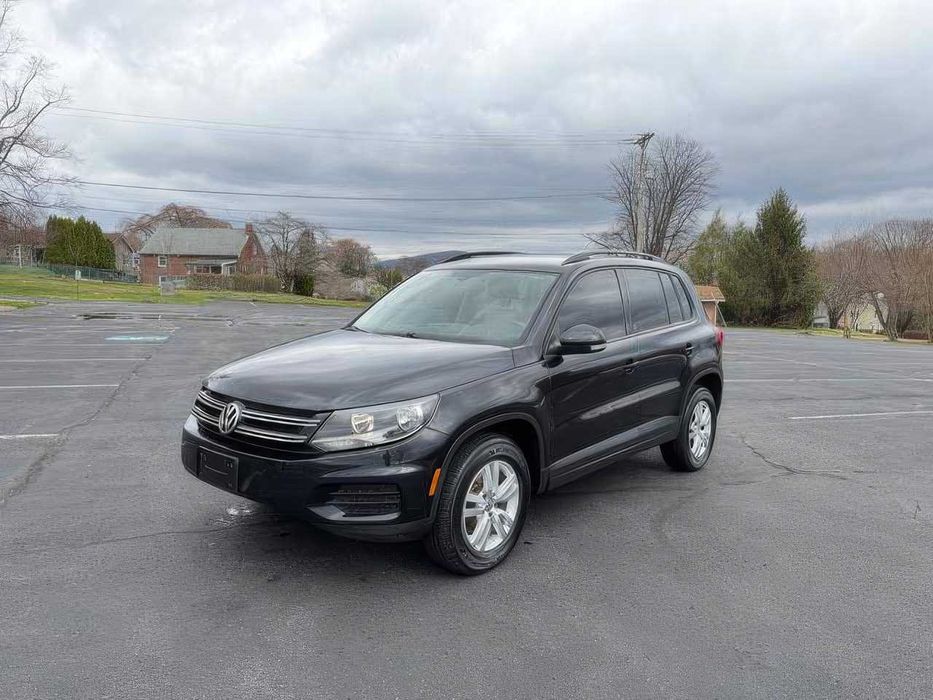 Volkswagen Tiguan      2016