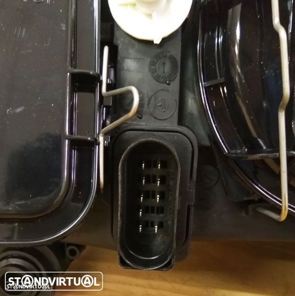 Farol Seat Ibiza modelo: 2002 até 2008 novo