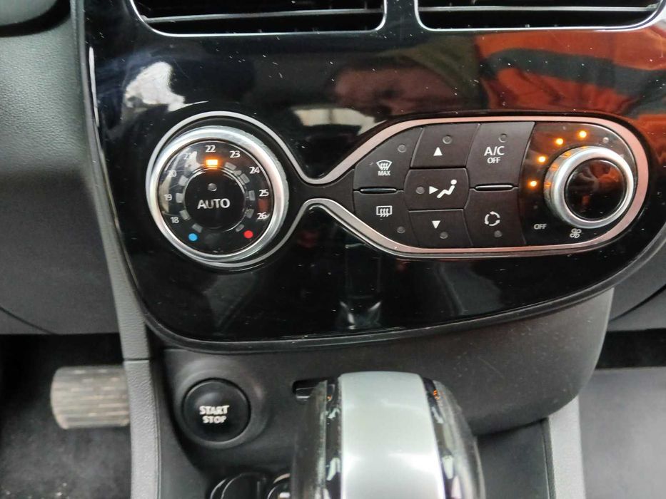 Renault Clio IV 1.5 dCi ( K9K ) на автоматі з чесним пробігом