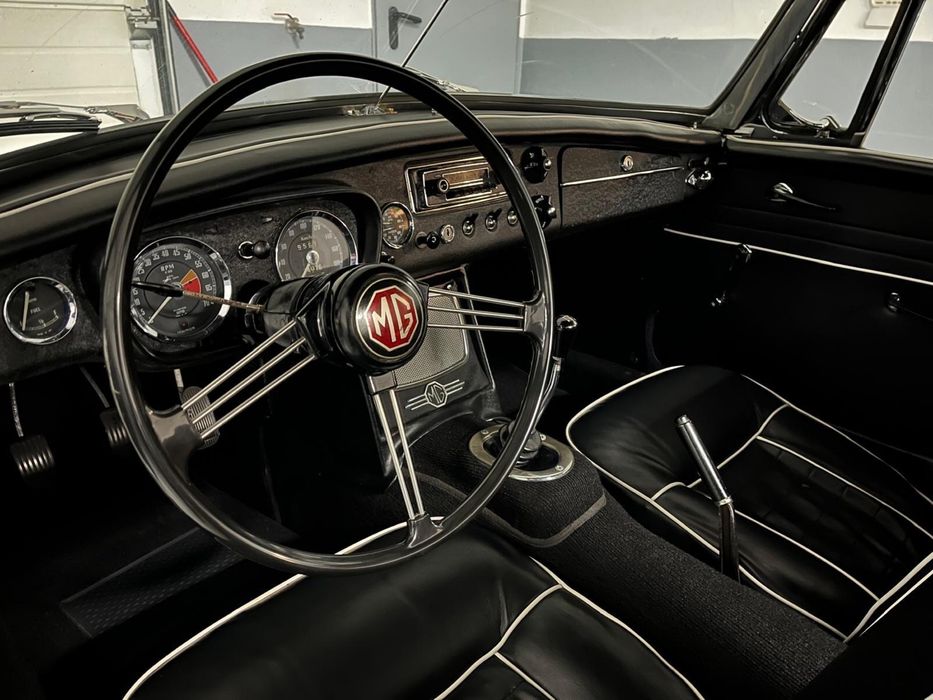 Mgb roadster ano 1965 nacional restaurado