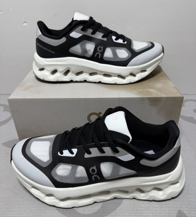 Buty On Cloudtilt Remix Black r.43 (27,5 cm)